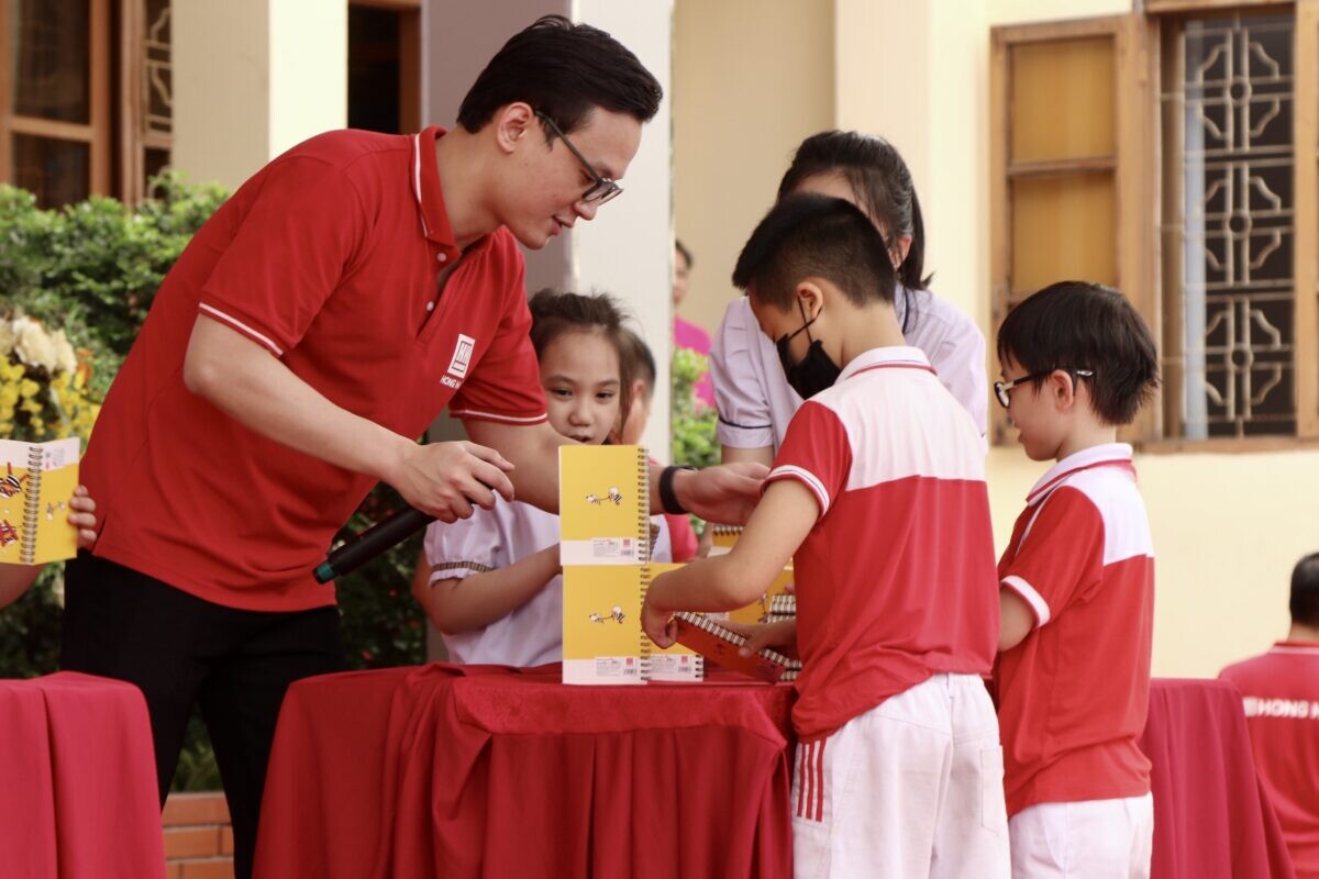 Ngày hội “Trạng nguyên nhỏ tuổi” lần thứ 21 – Viết chữ đẹp “Nét chữ – Nết người” – Bảng vàng ghi danh tỉnh Quảng Ninh năm học 2022 – 2023 Ngày hội “Trạng nguyên nhỏ tuổi” lần thứ 21 – Viết chữ đẹp “Nét chữ – Nết người” – Bảng vàng ghi danh tỉnh Quảng Ninh năm học 2022 – 2023
