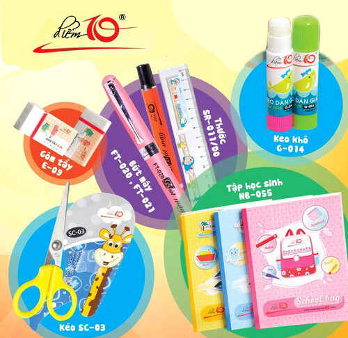 Thiên Long cùng bé bước vào năm học mới.